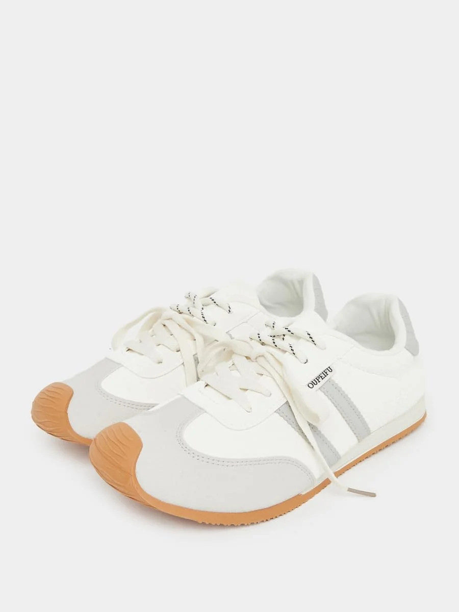 کفش ورزشی زنانه استایلی طرح راه راه با بند