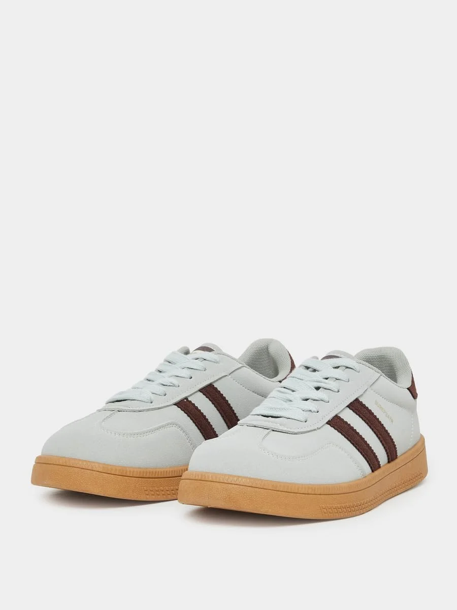 کفش ورزشی زنانه استایلی طرح راه راه و بند دار