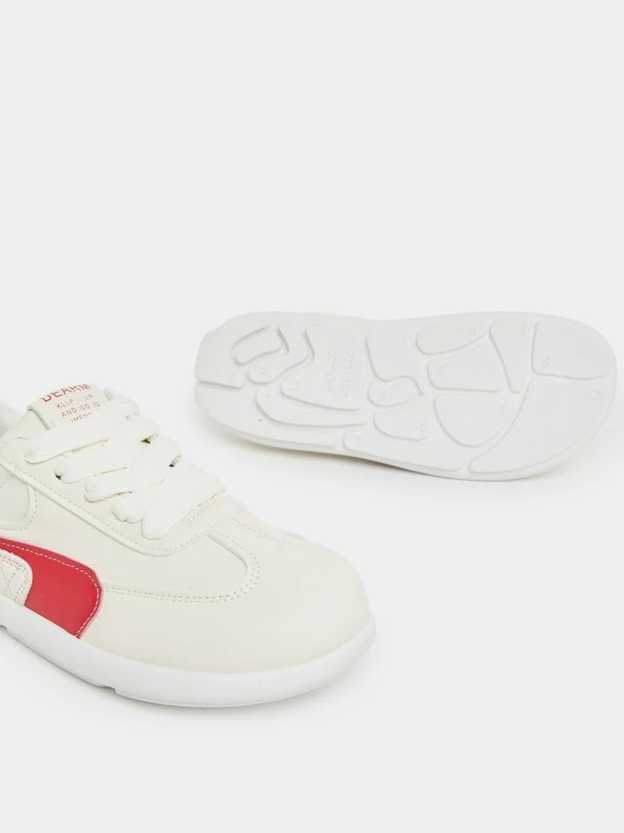 کفش ورزشی زنانه استایلی طرح دار بند دار