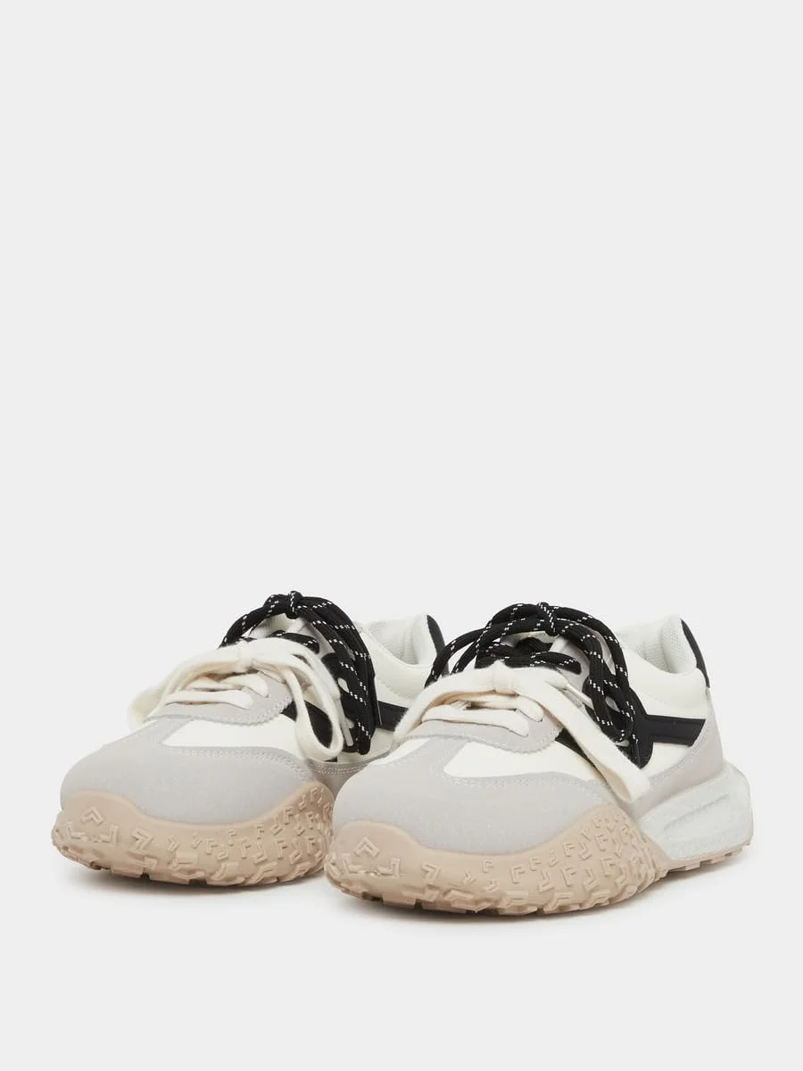 کفش ورزشی زنانه استایلی، بند دار، زیره ضخیم و طرح دار