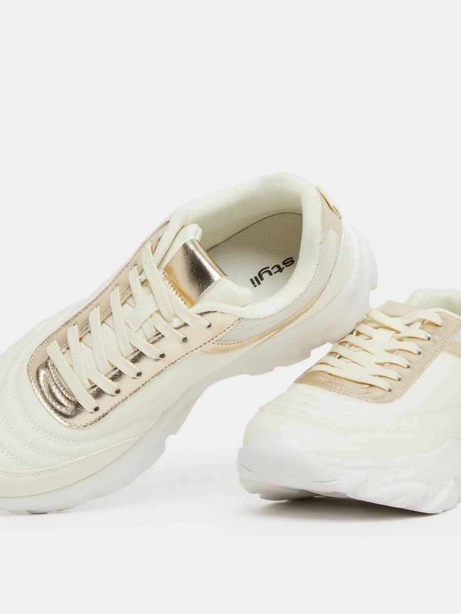 کفش ورزشی زنانه استایلی، طرح دار و بند دار