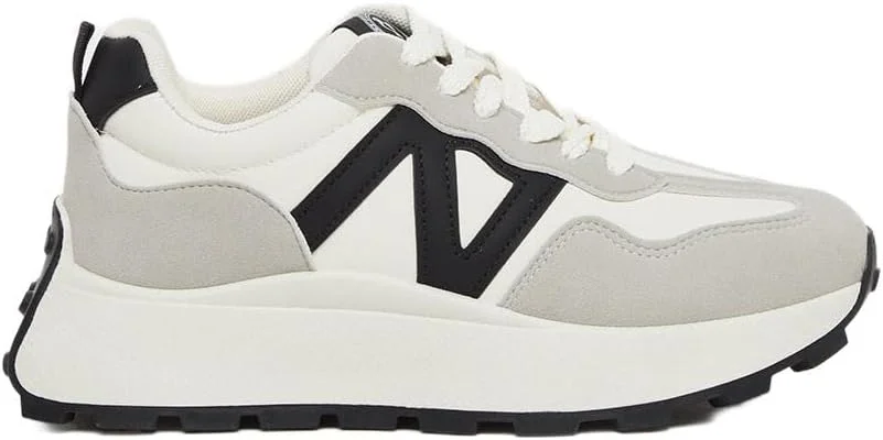 کفش ورزشی زنانه استایلی طرح رنگی و بند دار