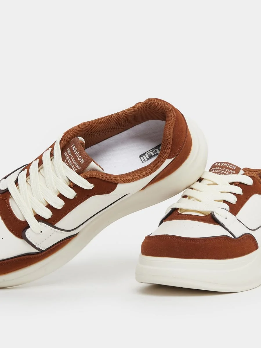 کفش ورزشی زنانه استایلی پلتفرم بند دار با طرح رنگی