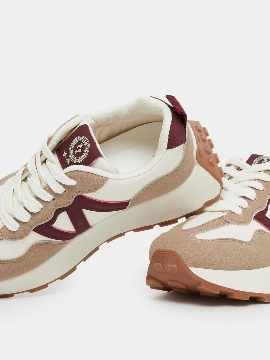 کفش ورزشی زنانه استایلی طرح رنگی و بند دار