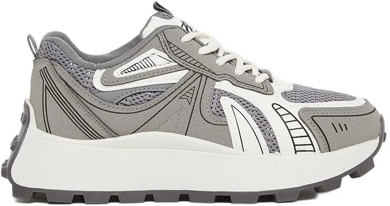 کفش کتانی زنانه استایلی با زیره ضخیم و بند دار