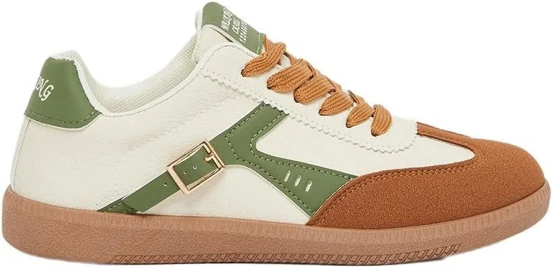 کفش کتانی زنانه استایلی با طرح رنگی و جزئیات سگک و بند