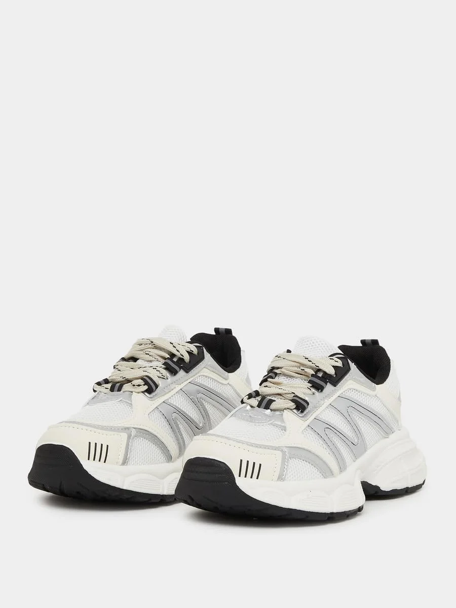 کفش کتانی زنانه استایلی با زیره ضخیم و بند دار