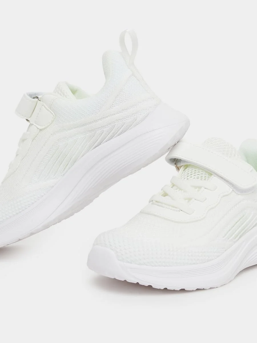 کفش کتانی بافتنی استایلی با بافت یکدست و چسبی، مناسب آقایان و بانوان