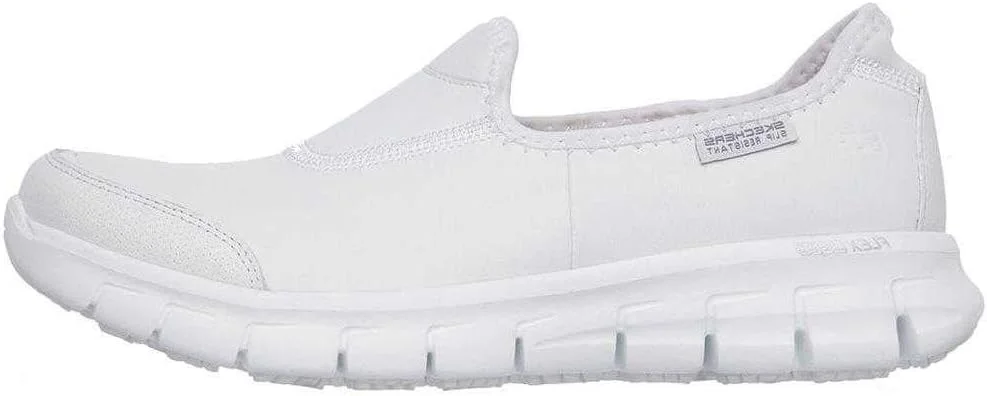 کفش زنانه اسکیچرز مدل Sure Track مناسب برای متخصصین بهداشت و درمان