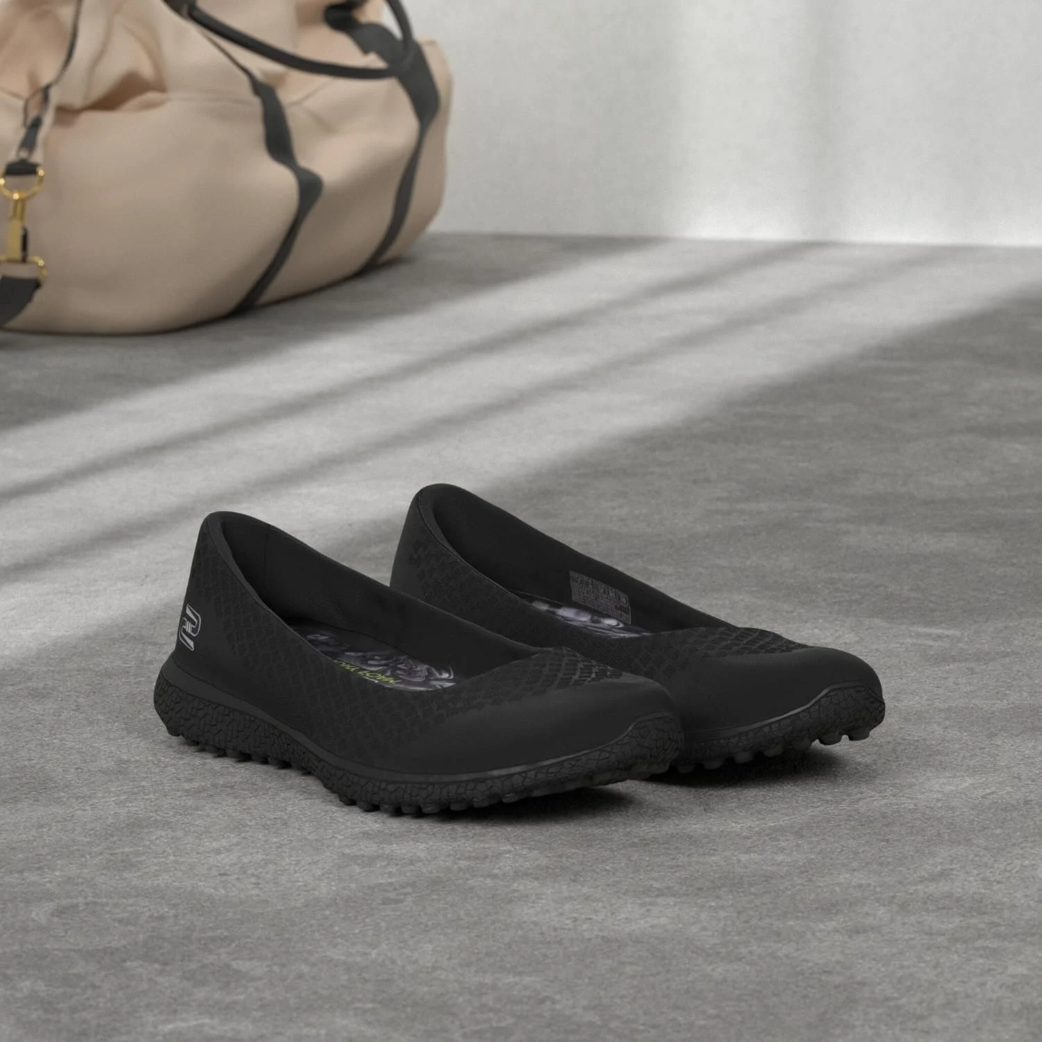 کفش کتانی زنانه اسکیچرز مدل میکروبرست وان آپ، مشکی، سایز 36/36.5 EU پهن