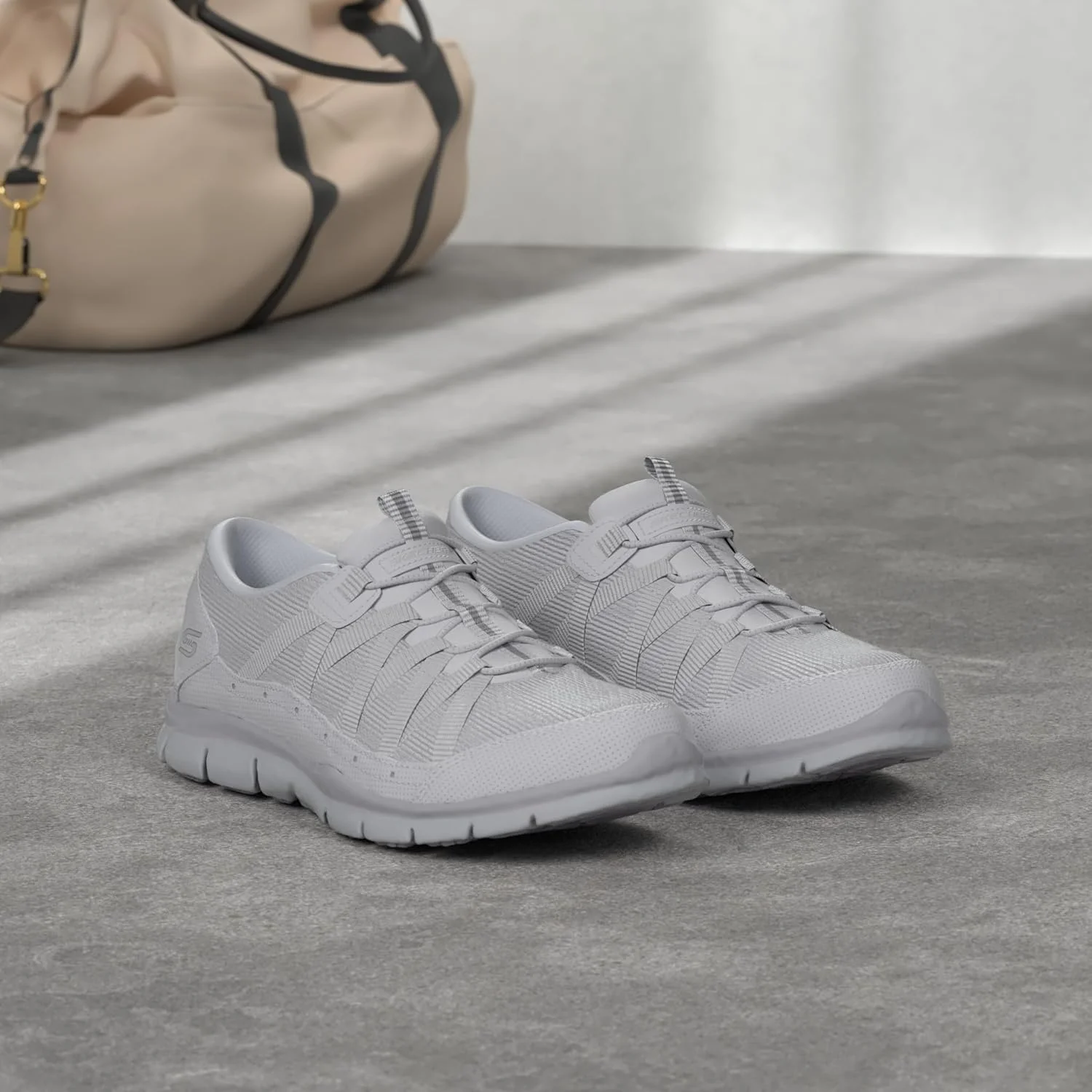 کفش پیاده روی زنانه Skechers Gratis - Strolling