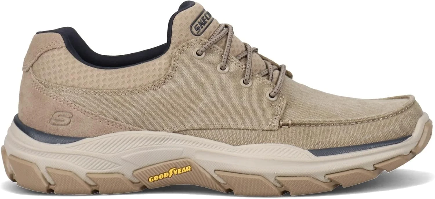 کفش مردانه اسکیچرز مدل Respected - Loleto، طرح Moc Toe، بند کشی و پوشیدنی آسان