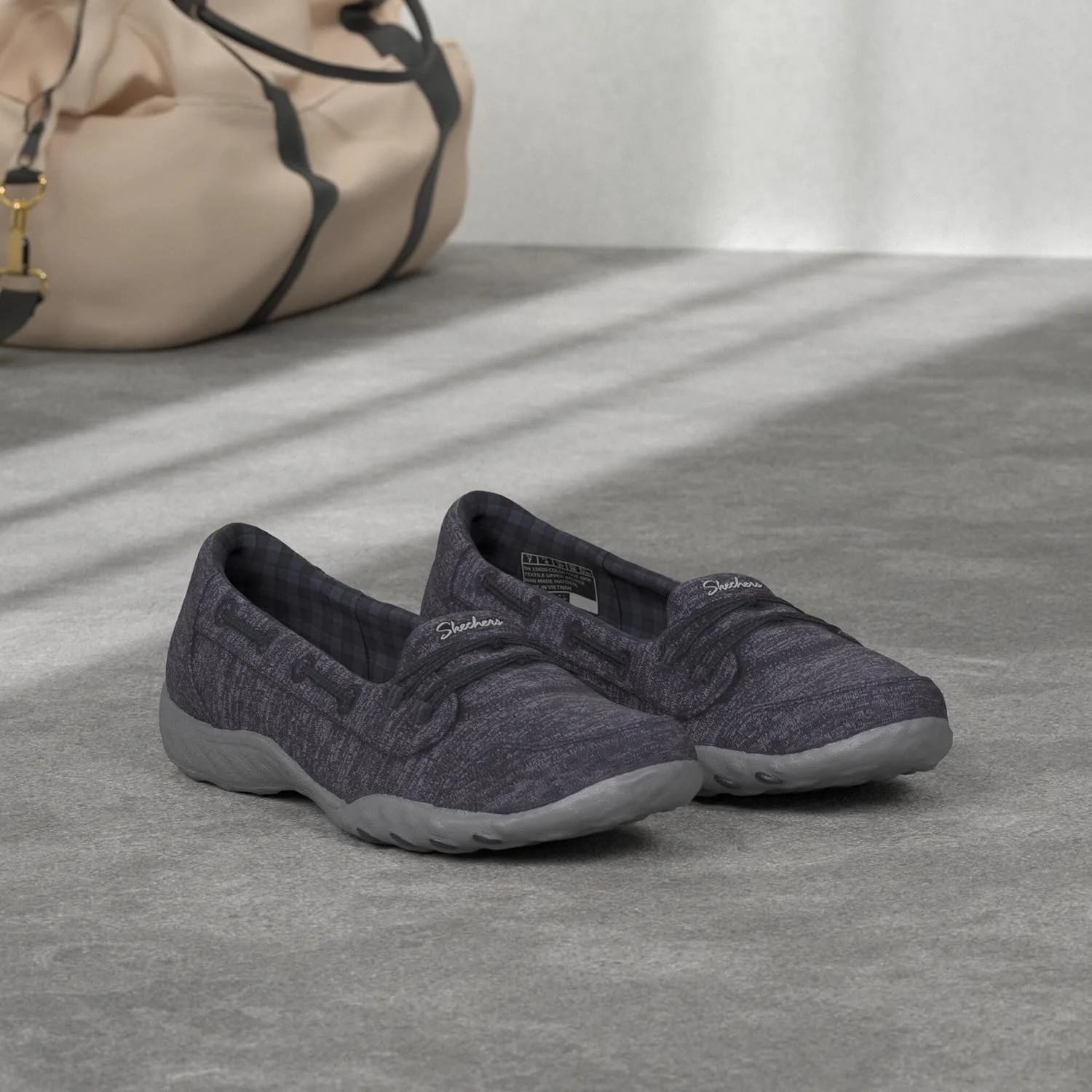 کفش ورزشی زنانه اسکیچرز Breathe-easy - Good Influence