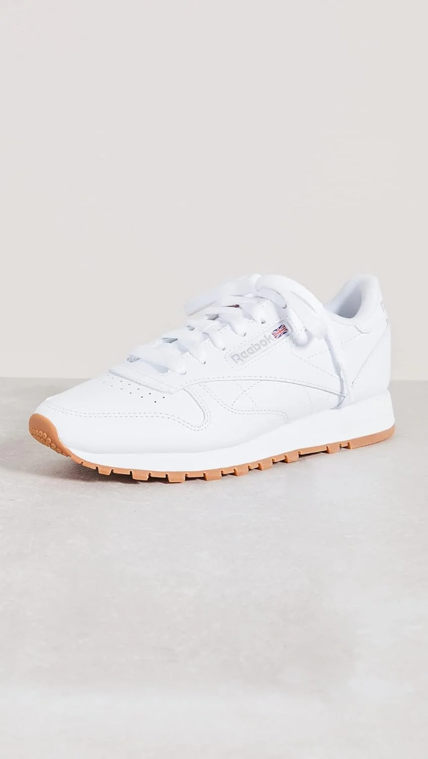 کفش ورزشی زنانه ریباک مدل کلاسیک چرم