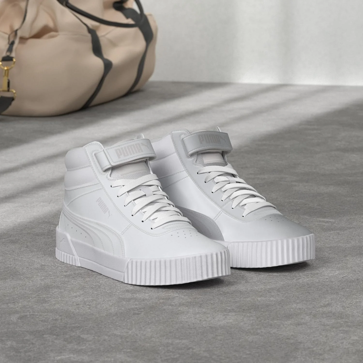 کفش ورزشی زنانه پوما Carina Mid