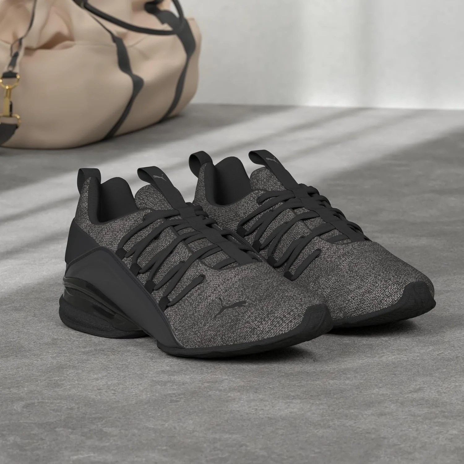 کفش ورزشی مردانه پوما مدل Axelion Spark کفش ورزشی مردانه پوما مدل Axelion Spark