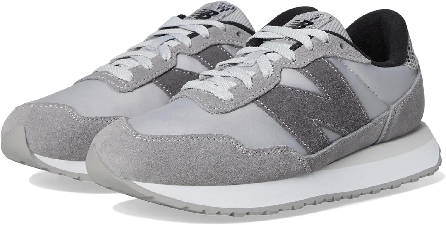 کفش دویدن زنانه نیو بالانس مدل WS237V1