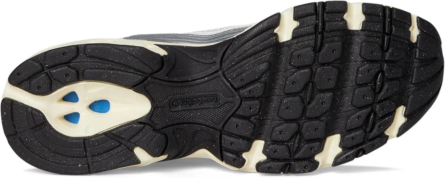 کفش کتانی نیو بالانس 530 مناسب برای خانم ها و آقایان