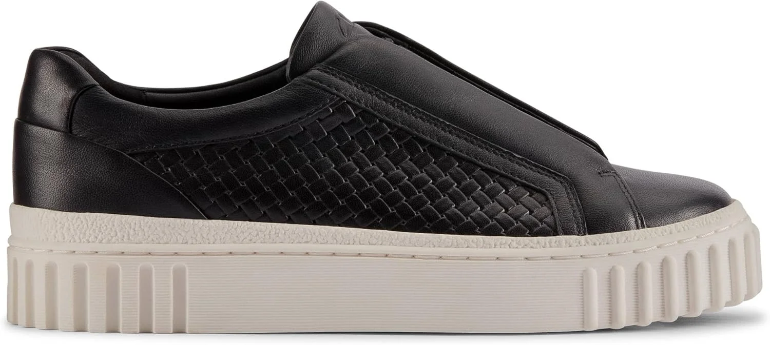 کفش ورزشی زنانه کلارکس مدل Mayhill Bay کفش ورزشی زنانه کلارکس مدل Mayhill Bay