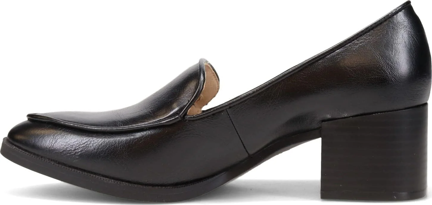 کفش کالج پاشنه دار زنانه لایف استراید مدل Devyn