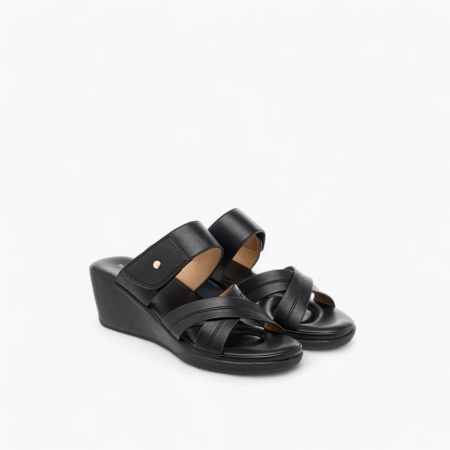 فلورا بلا بای شواکسپرس زنانه - صندل های روفرشی با طرح مونوگرام و پاشنه لژدار فلورا بلا بای شواکسپرس زنانه - صندل های روفرشی با طرح مونوگرام و پاشنه لژدار