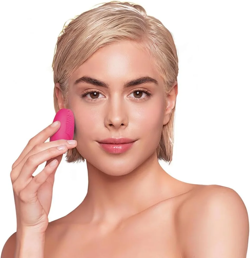 FOREO LUNA Play Plus، برس پاک کننده صورت قابل حمل، سرخابی، دستگاه مراقبت از پوست ضد آب F3445 FOREO LUNA Play Plus، برس پاک کننده صورت قابل حمل، سرخابی، دستگاه مراقبت از پوست ضد آب F3445