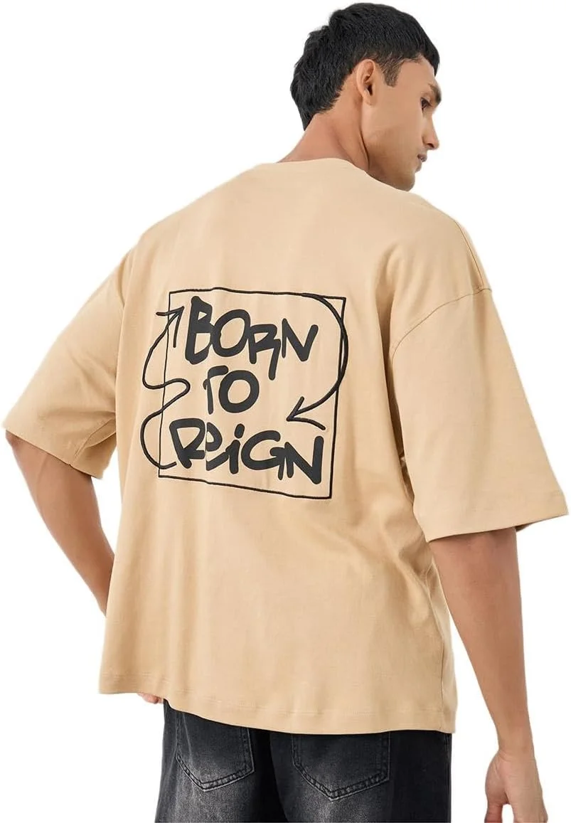 تی شرت مردانه STYLI با طرح گرافیکی و مدل جعبه ای تی شرت مردانه STYLI با طرح گرافیکی و مدل جعبه ای