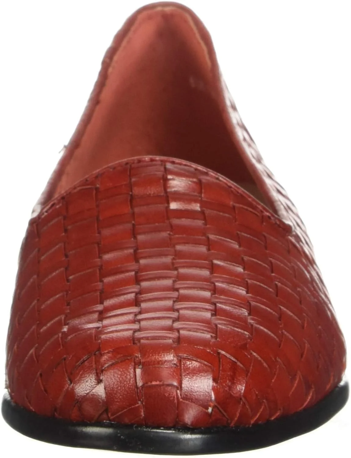 کفش کالج نوک بادامی با رویه چرمی بافته شده و پاشنه یکسره
کفی داخلی با لایه نرم