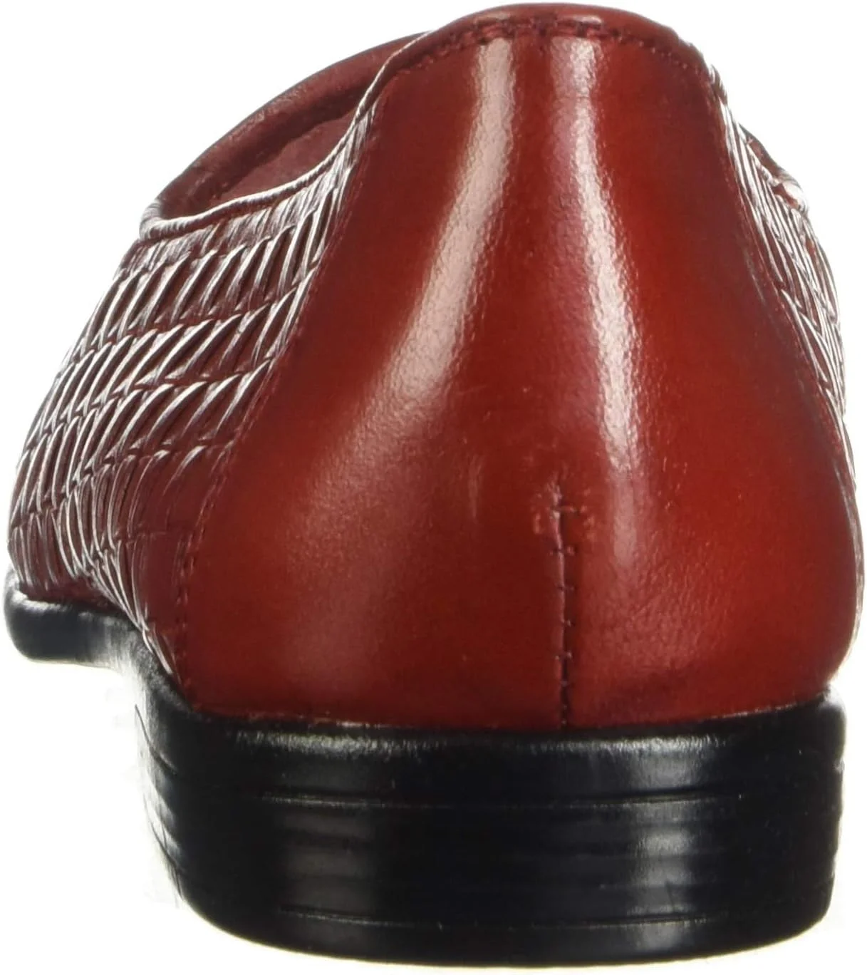 کفش کالج نوک بادامی با رویه چرم بافته شده و پاشنه یکسره
کفی داخلی نرم و راحت کفش کالج نوک بادامی با رویه چرم بافته شده و پاشنه یکسره
کفی داخلی نرم و راحت