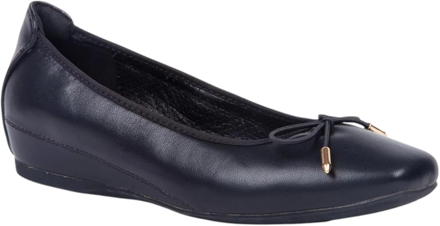 کفش کالج تخت زنانه باتا مدل BA202