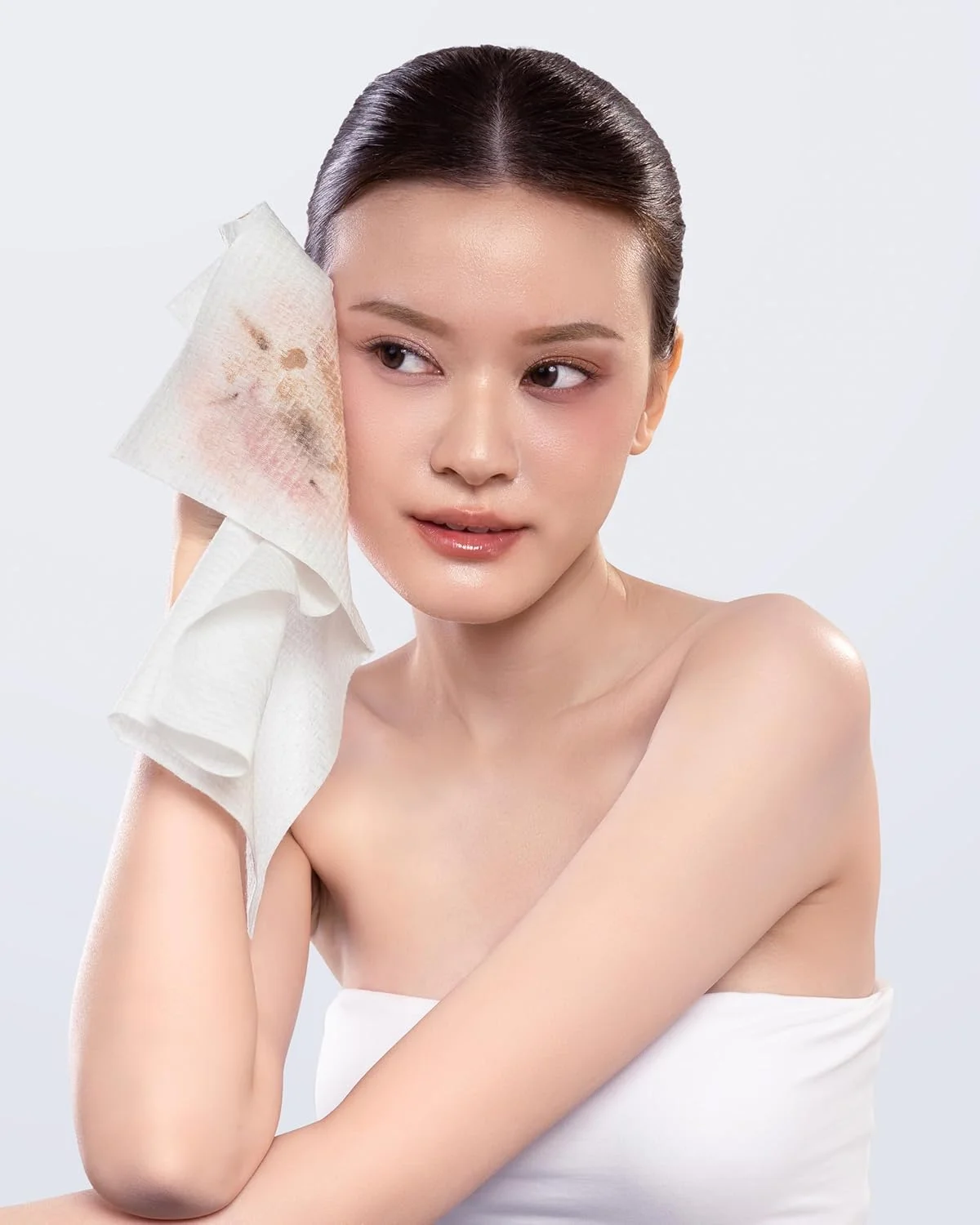 دستمال صورت یکبار مصرف 50 عددی بسیار بزرگ – فوق العاده نرم، چند منظوره | دستمال مرطوب پاک کننده آرایش با بافت دوگانه و بدون مواد شیمیایی | دستمال مرطوب صورت بسیار ضخیم و تجزیه پذیر برای پوست های حساس و مراقبت روزانه