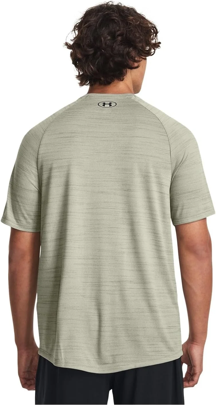 تی شرت آستین کوتاه مردانه آندر آرمور UA Tech با بافت