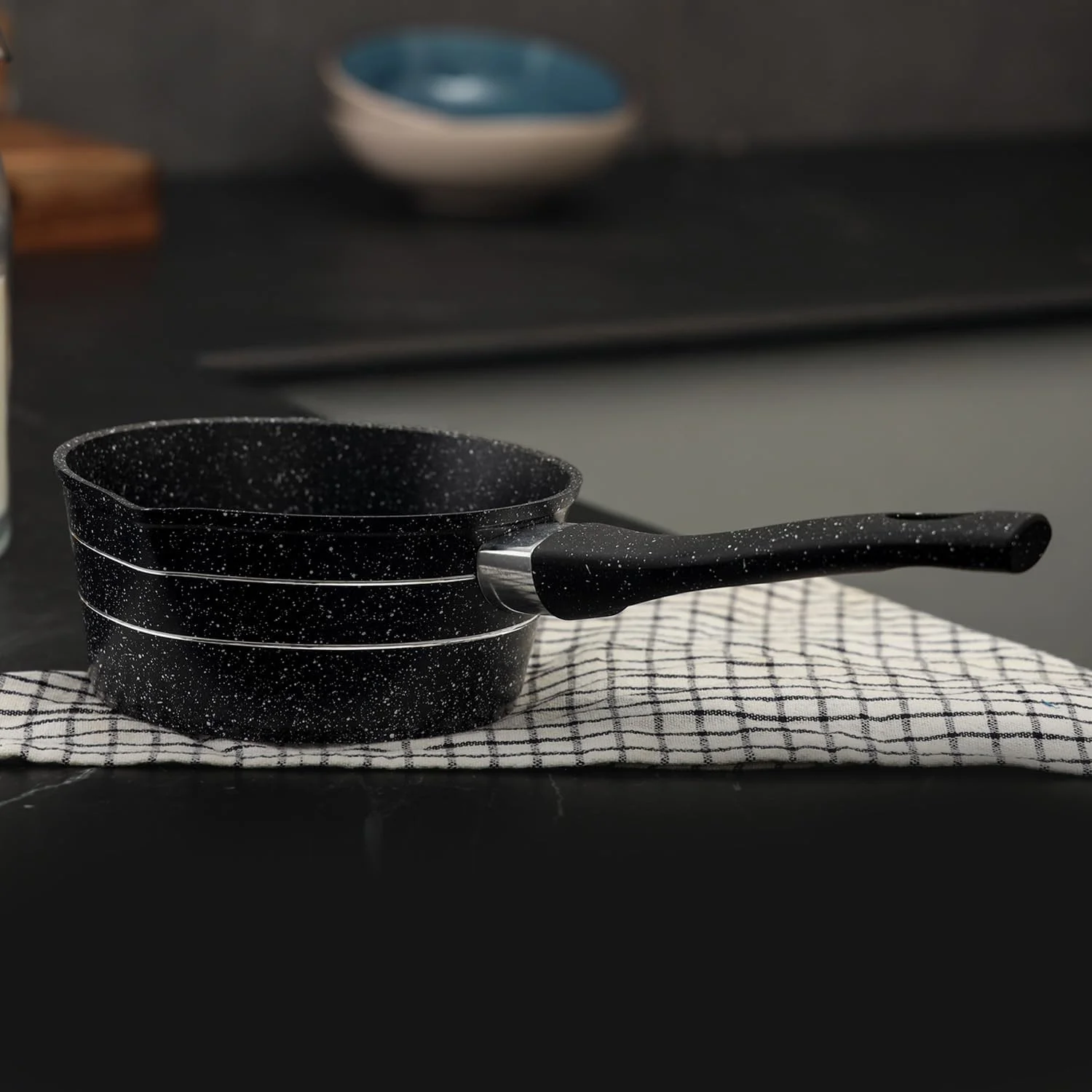 شیرجوش رویال فورد، 14 سانتی متر مدل RF11832، قابلمه کوچک چند منظوره - قابلمه سوپ با پوشش گرانیتی نچسب، تمیز کردن آسان، قابلمه القایی با دهانه خروجی، مشکی