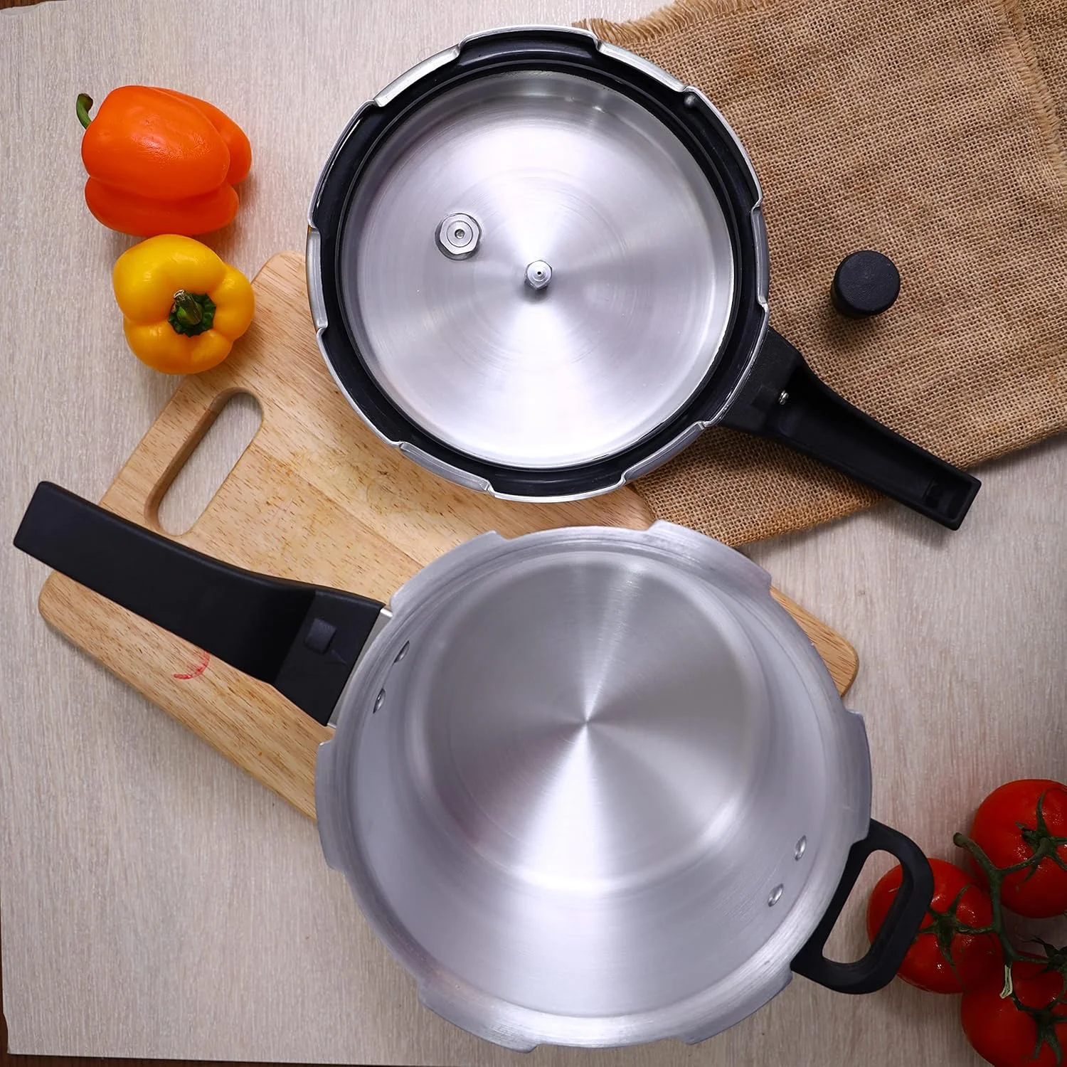 زودپز رویال فورد با پایه القایی، آلومینیوم سنگین با درب، دسته های بادوام، ایده آل برای خانواده های کوچک تا متوسط، صرفه جویی در انرژی، تهیه لذیذ، نقره ای 3 لیتری، 1 عدد (بسته 1 عددی)، Rf9750