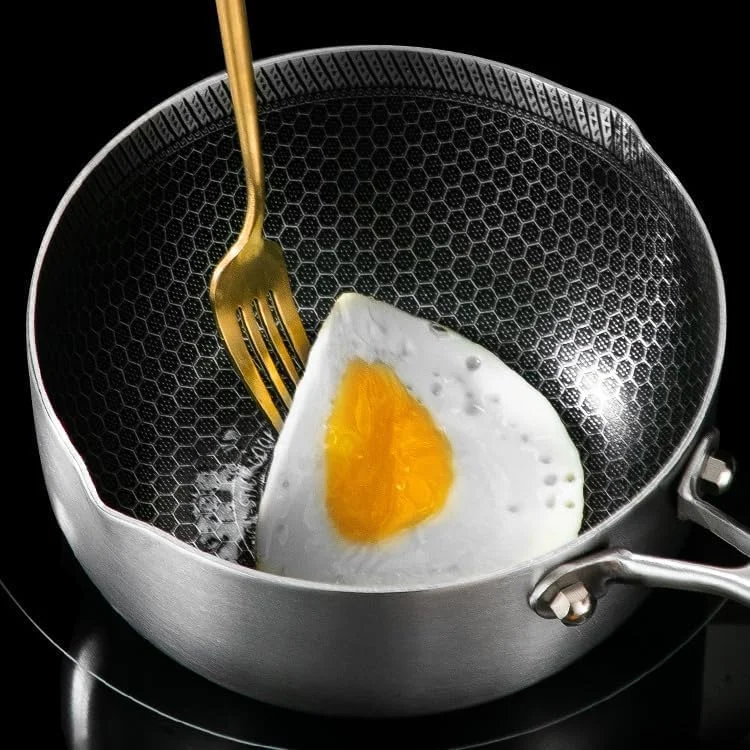 تابه سس استیل لانه زنبوری نچسب 316L با درب شیشه ای، قابلمه 3 لیتری با دسته خنک، چند منظوره مناسب برای شیر، قابل استفاده با اجاق گاز القایی و گازی