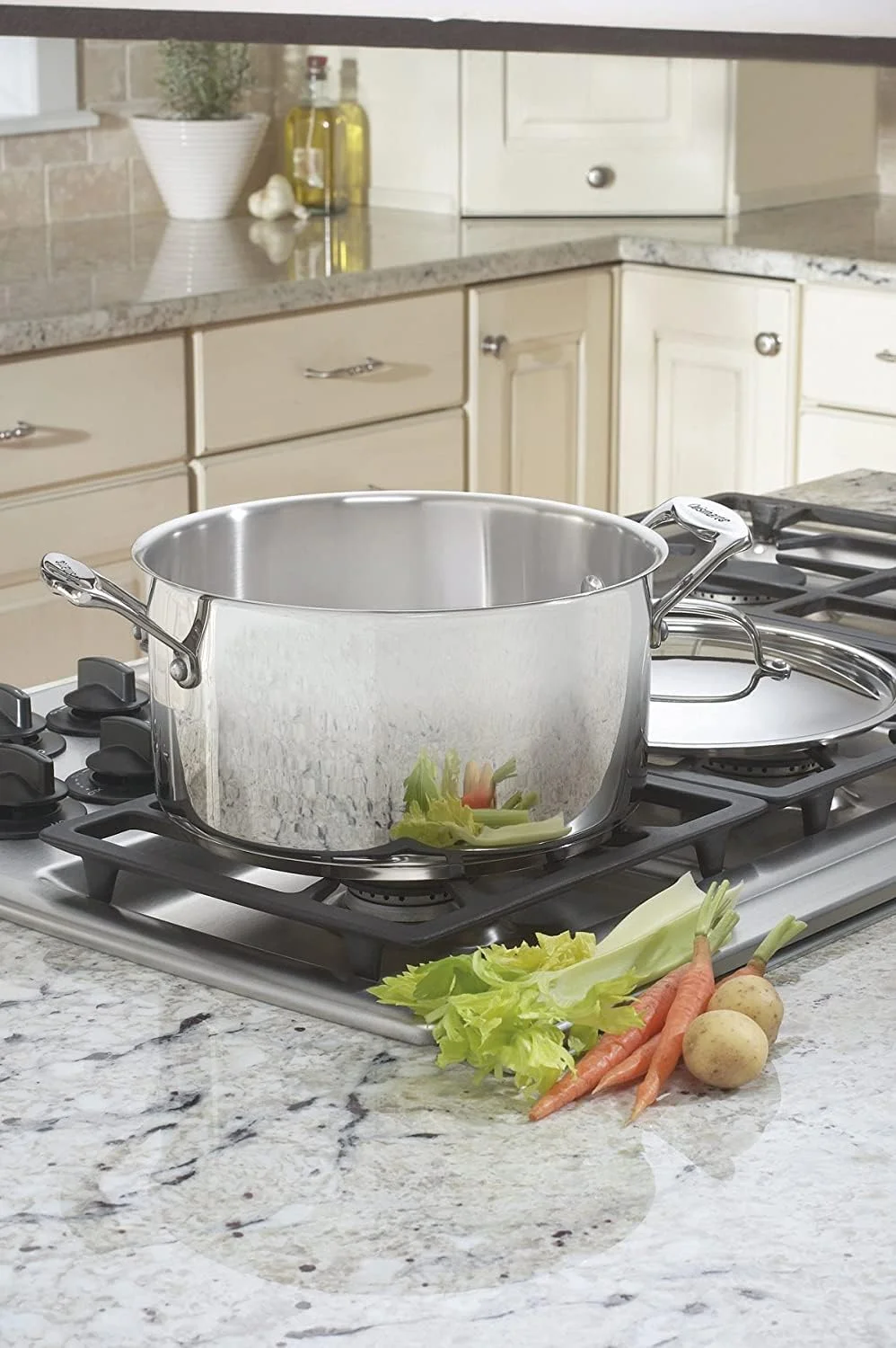 قابلمه استیل کلاسیک Cuisinart 744-24 Chef's با درب، 6 کوارت قابلمه استیل کلاسیک Cuisinart 744-24 Chef's با درب، 6 کوارت