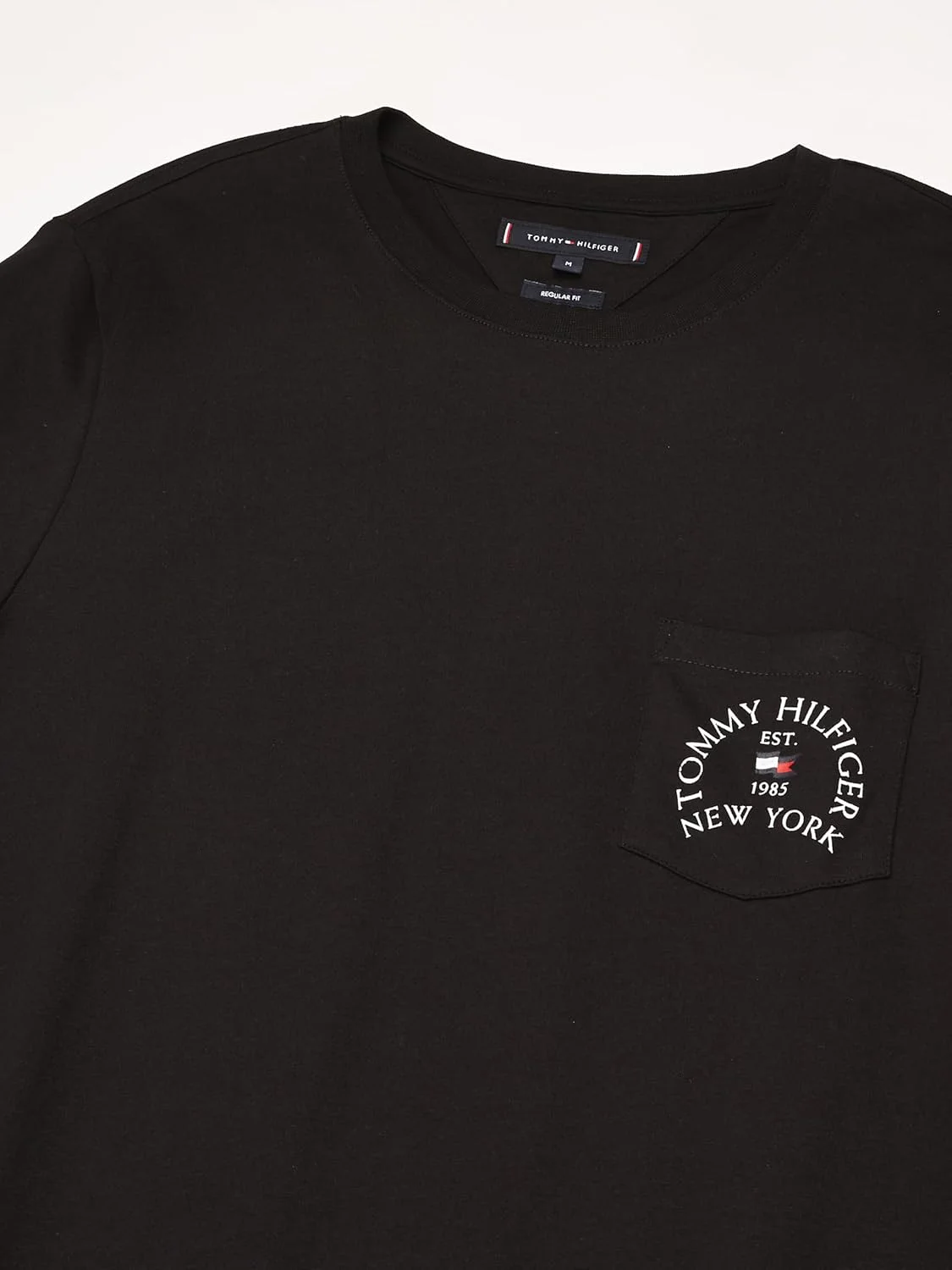 تی شرت مردانه تامی هیلفیگر مدل HILFIGER ARCH POCKET مناسب استایل خیابانی تی شرت مردانه تامی هیلفیگر مدل HILFIGER ARCH POCKET مناسب استایل خیابانی