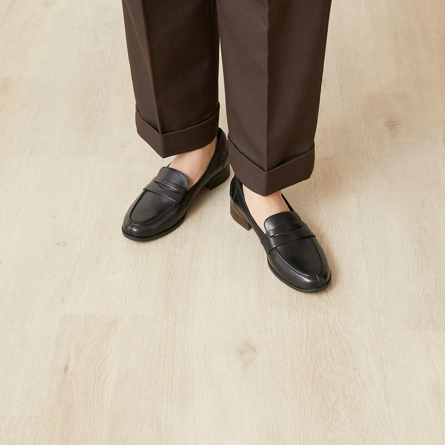 کفش کالج زنانه کلارکس هامبل