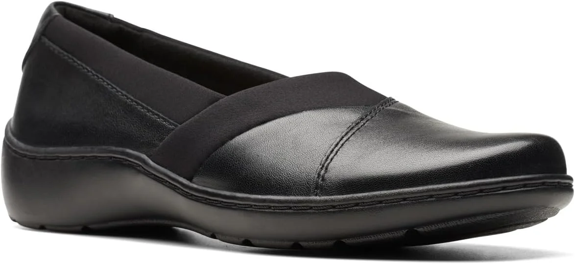 کفش کالج زنانه کلارکس مدل Cora Charm کفش کالج زنانه کلارکس مدل Cora Charm