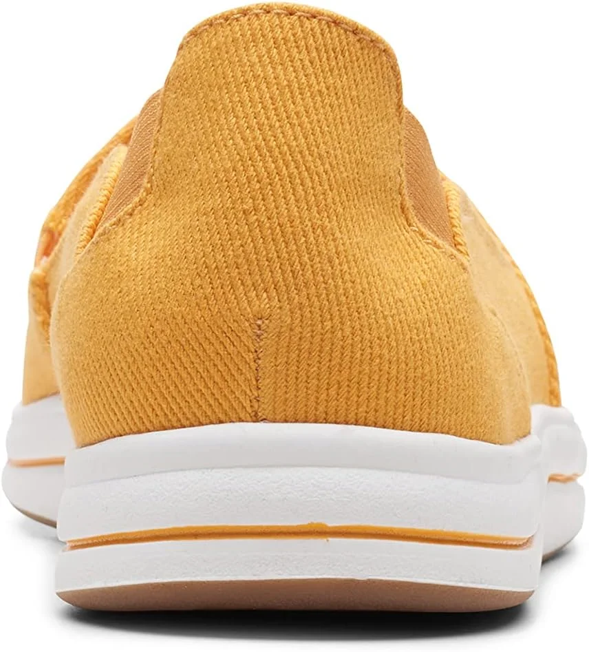 کفش کالج زنانه کلارکس مدل Breeze Step