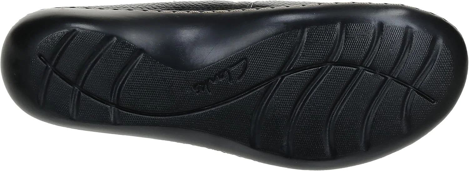 کفش کالج زنانه Clarks Ashland Lane Q