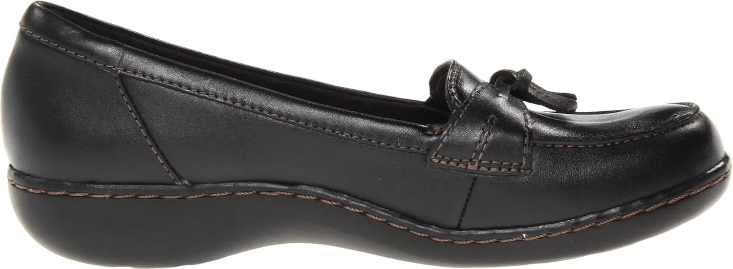 کفش کالج زنانه کلارکس مدل Ashland Lily کفش کالج زنانه کلارکس مدل Ashland Lily