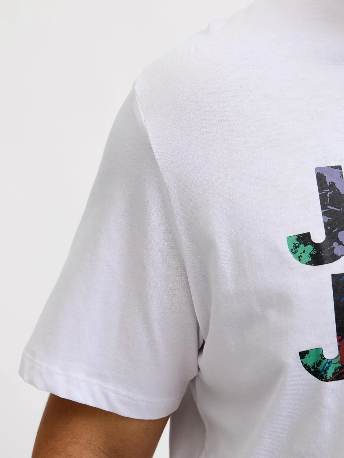 تی شرت آستین کوتاه یقه گرد مردانه جک اند جونز مدل Jjgeplas (تک عددی)