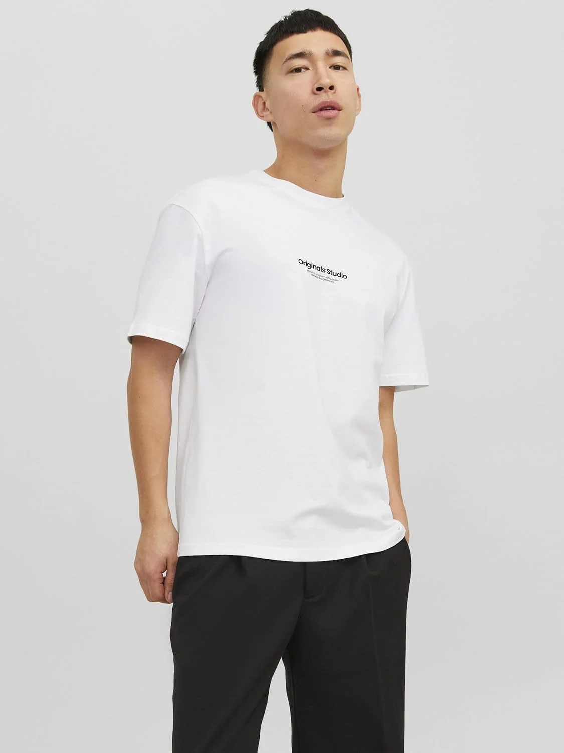 تی شرت یقه گرد مردانه جک اند جونز مدل VESTERBRO (تک بسته)