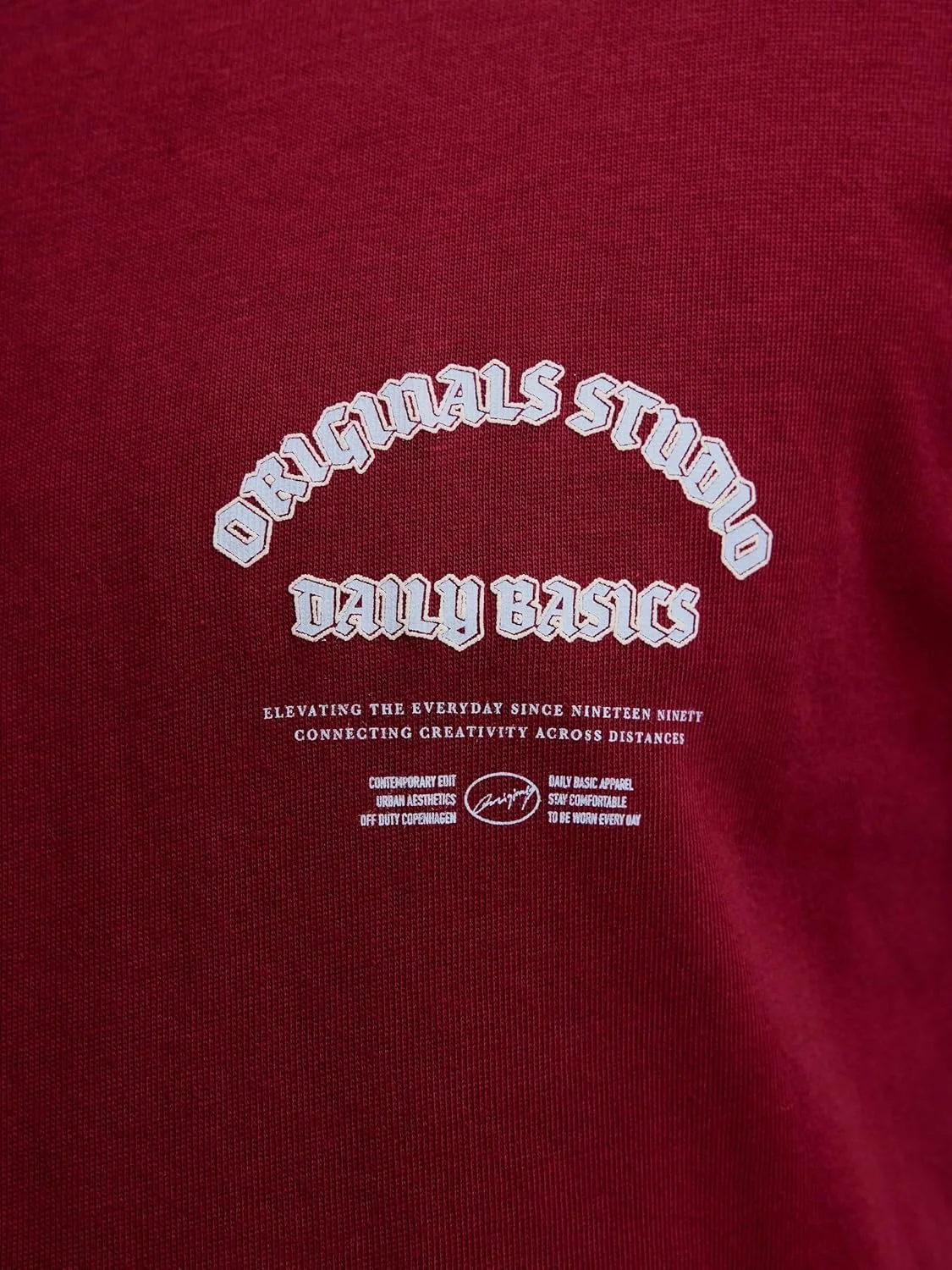 تی شرت یقه گرد آستین کوتاه مردانه جک اند جونز مدل Jormeadows Typo (تک عددی)