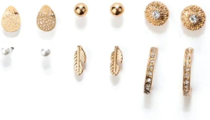 ست متنوع 6 عددی گوشواره میخی آمیکا - سبک، ضد حساسیت، مناسب برای گوش های حساس - طلایی ست متنوع 6 عددی گوشواره میخی آمیکا - سبک، ضد حساسیت، مناسب برای گوش های حساس - طلایی