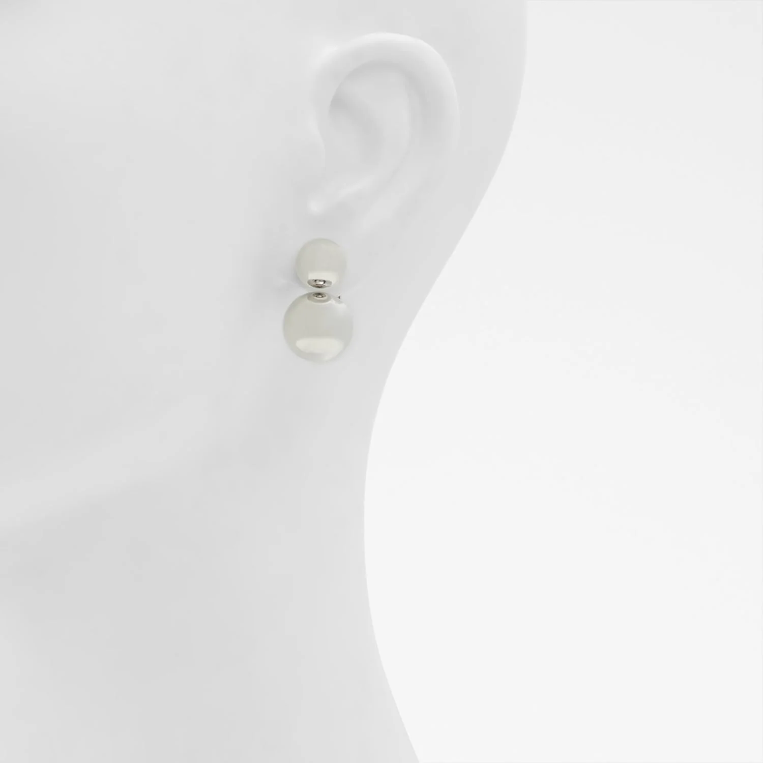 گوشواره های زنانه آلدو مدل 23Adissa گوشواره های زنانه آلدو مدل 23Adissa