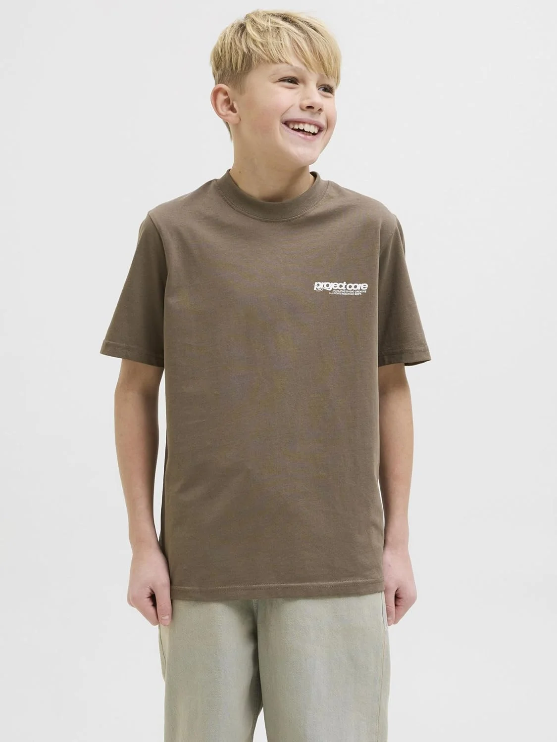 تی شرت مردانه جک اند جونز با طرح چاپی پشت تی شرت مردانه جک اند جونز با طرح چاپی پشت