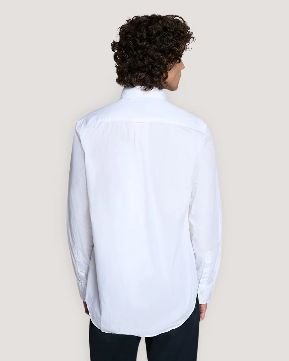 پیراهن مردانه GANT با یقه دکمه دار