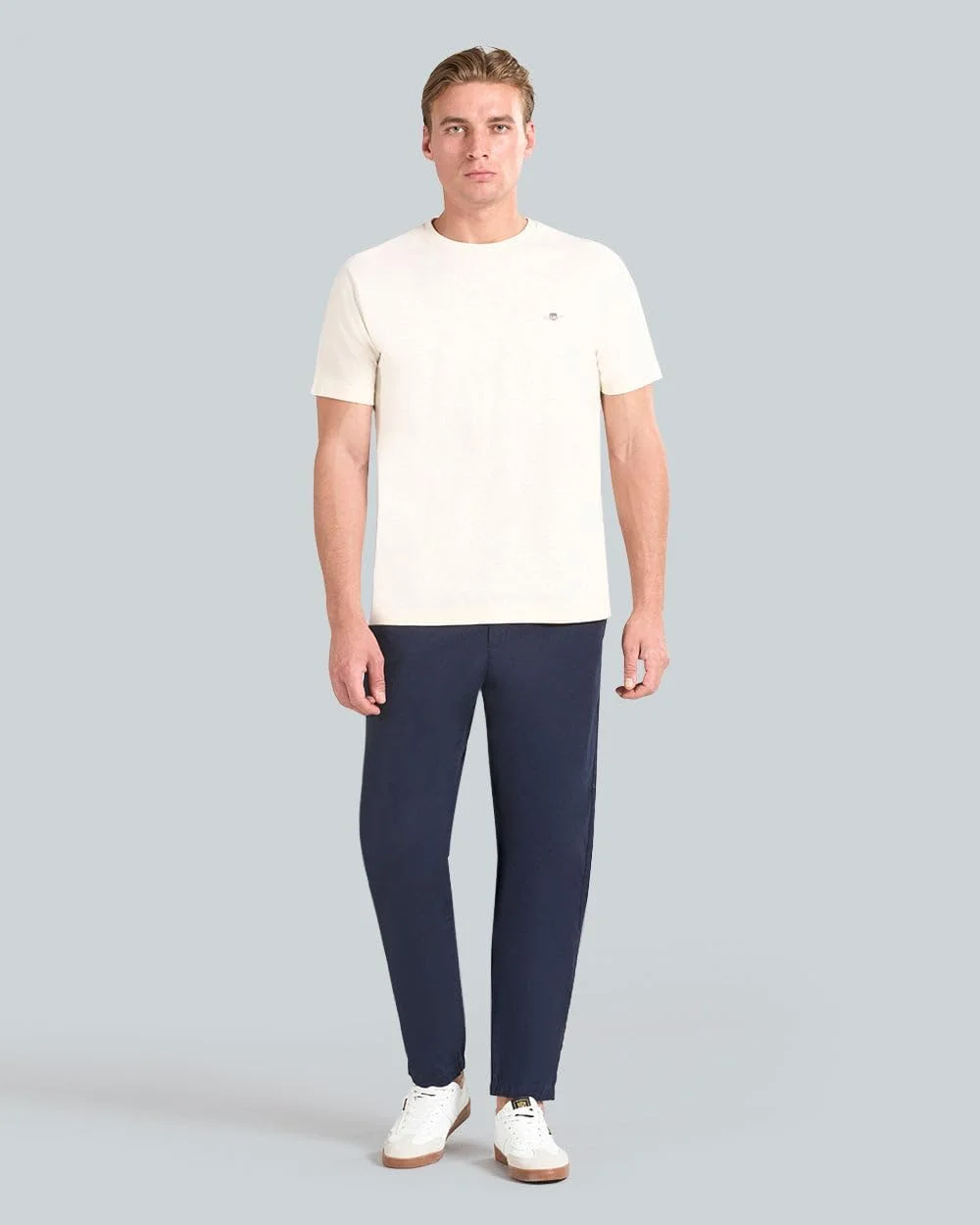 تی شرت آستین کوتاه بافت دار مردانه GANT مدل 2003304-130 (سفید)